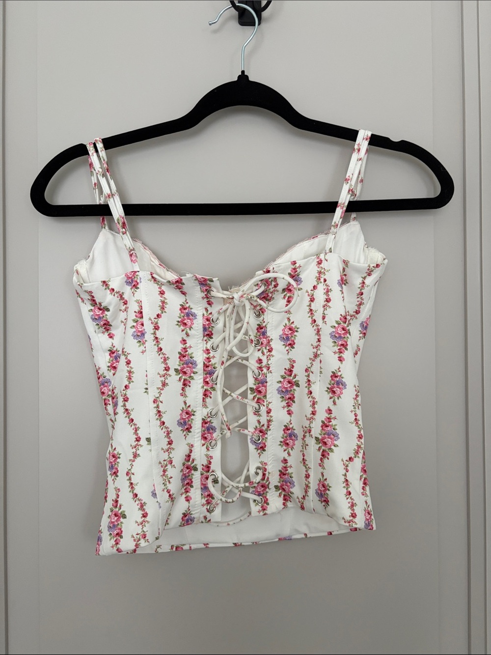 EDIKTED Indira Printed Cupped Lace Up Corset In White Size M - Picture 2 of 4